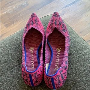 Rothys Fushia Shoes!